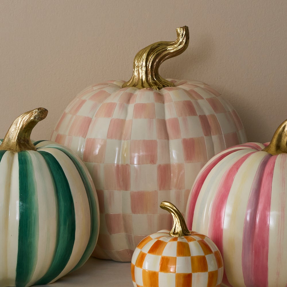 Rosy Check Large Pumpkin